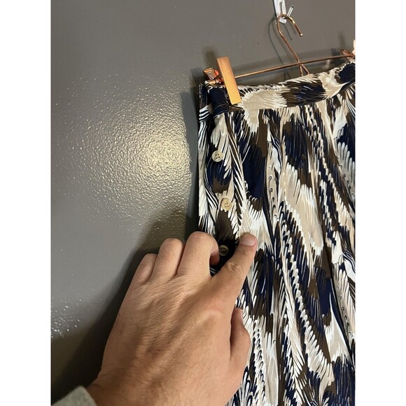 Segue Skirt Womens 16 Pleated Button Closure Abstract Print Rayon NWT - Picture 4 of 9